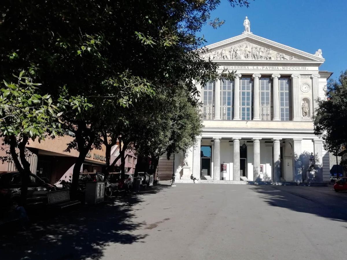Mistrangelohome 3 - Appartamento In Pieno Centro Savona Eksteriør bilde