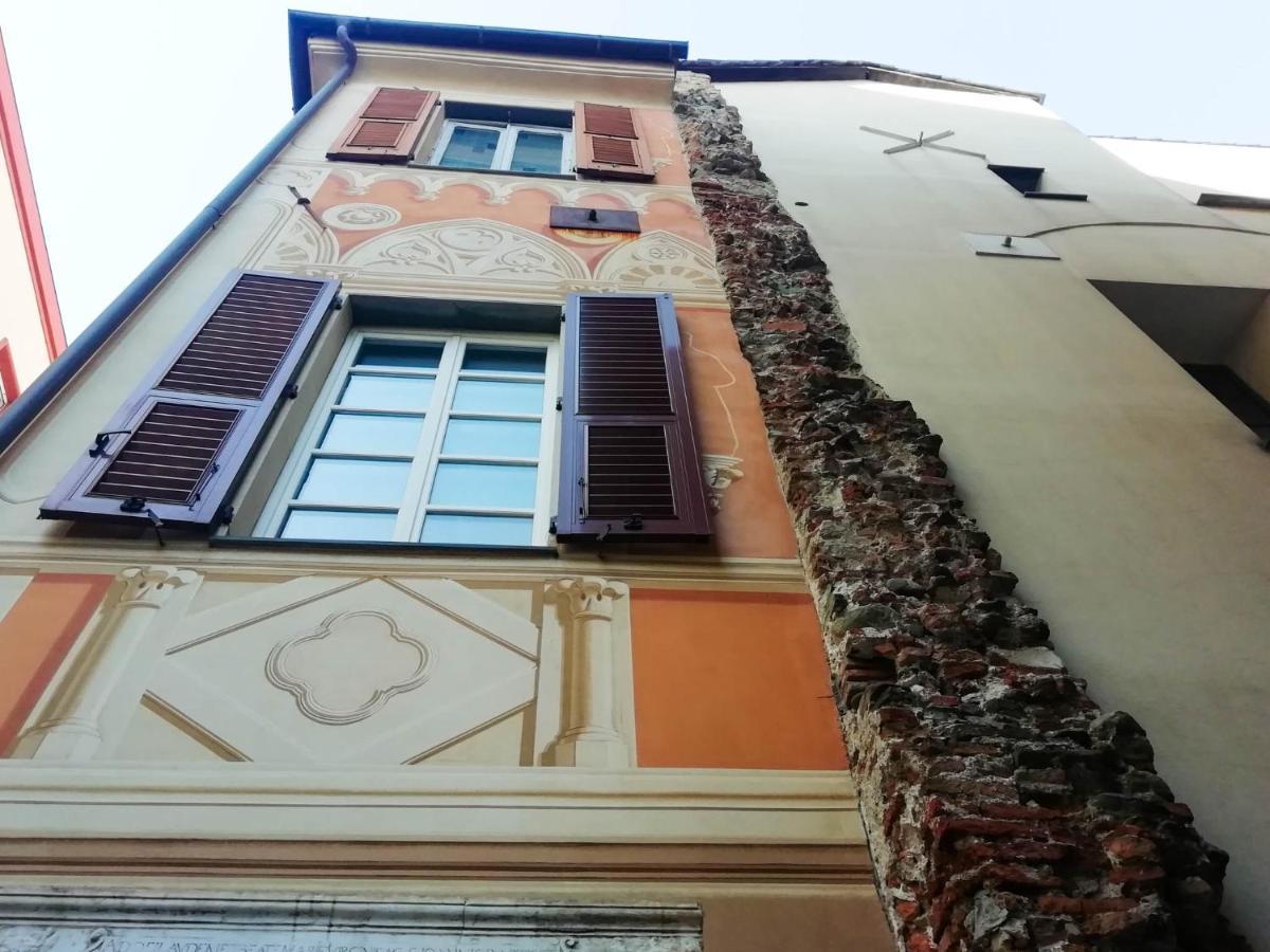 Mistrangelohome 3 - Appartamento In Pieno Centro Savona Eksteriør bilde