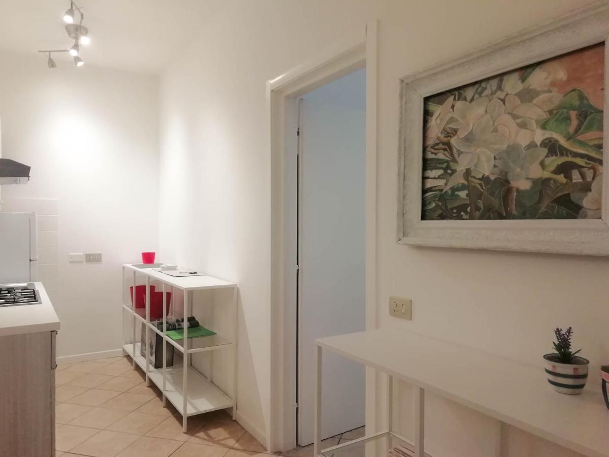 Mistrangelohome 3 - Appartamento In Pieno Centro Savona Eksteriør bilde
